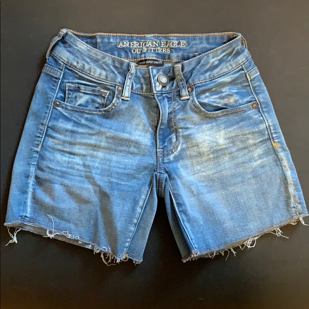 Medium wash jean shorts